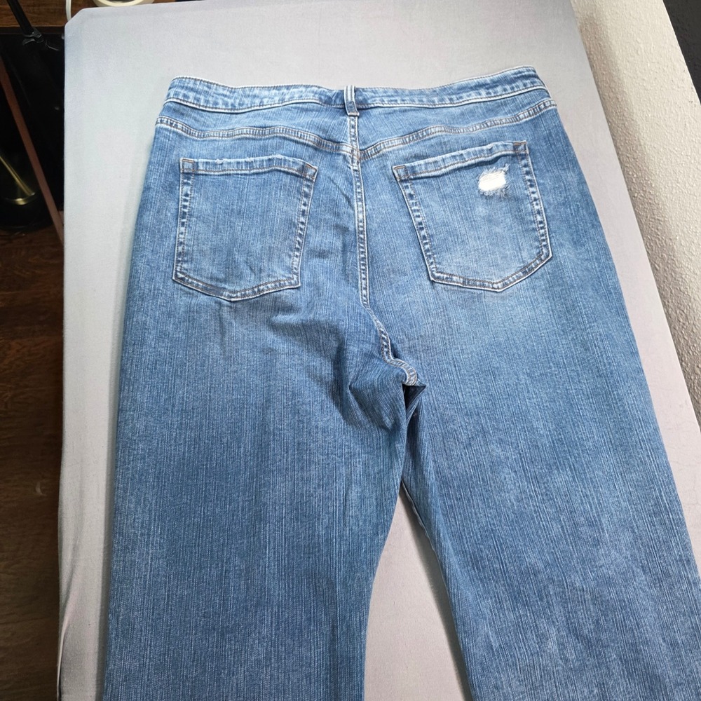 Torrid High Rise Straight Stretch Rigid Distressed Ripped Jeans Blue 14R - Picture 10 of 11